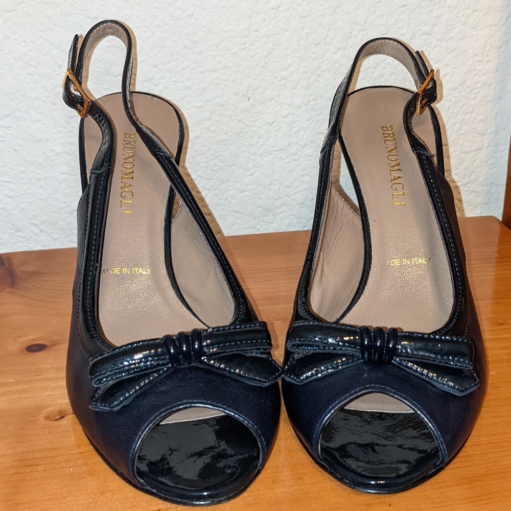 Vintage Open Toe Black Patent Leather Bruno Magli Heels, Size 9.5